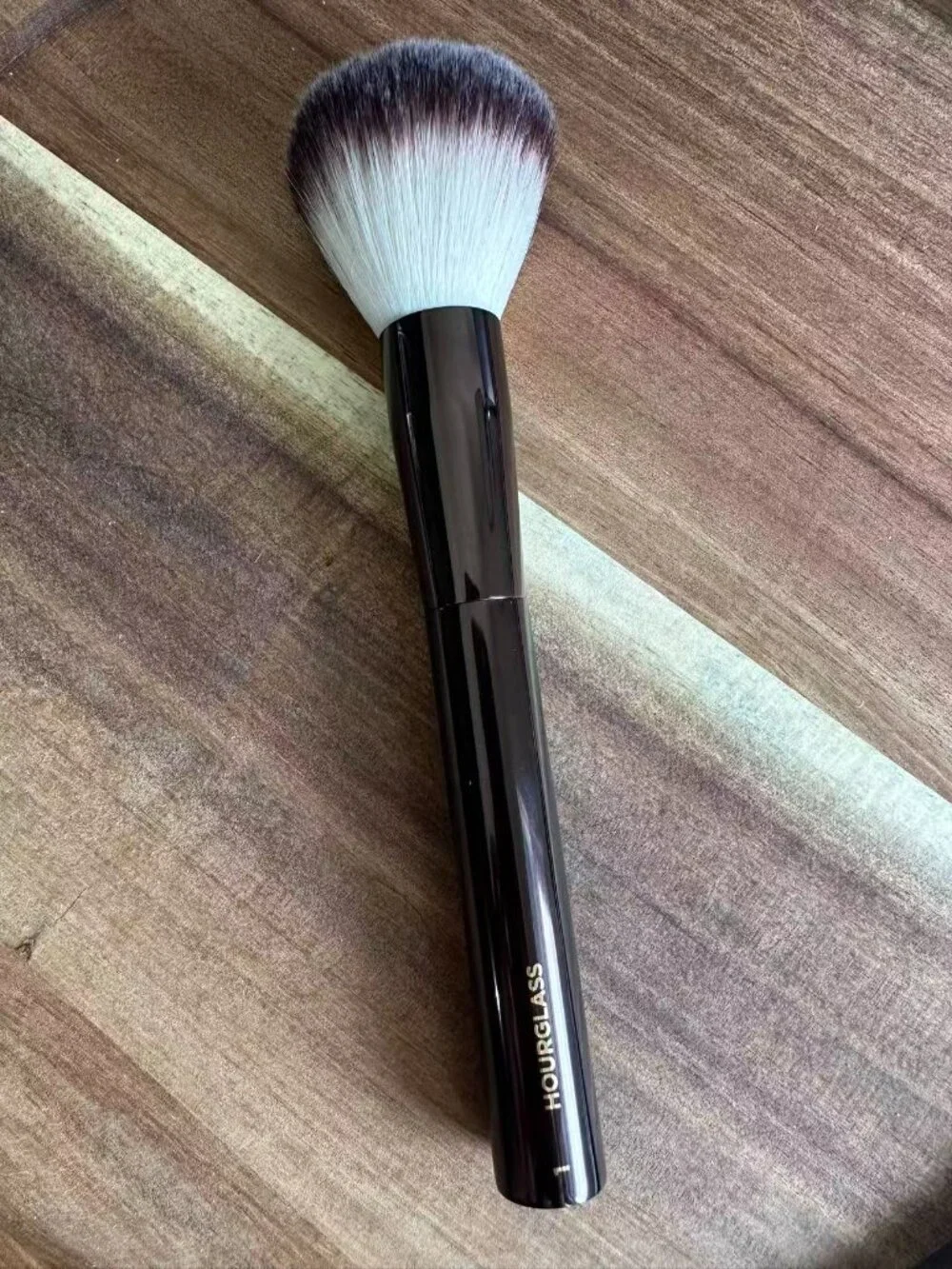 Hourglass Nº 1 Powder Brush $72 Retail